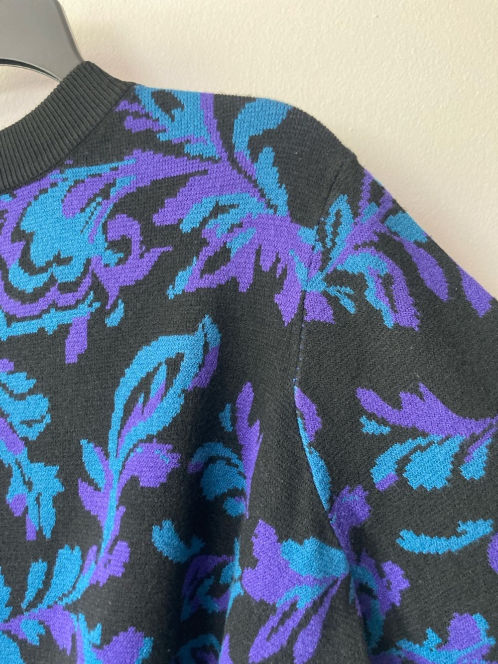 Rafaella crewneck sweater retro abstract print gold tone retro button accents 3X - Picture 17 of 17